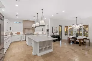3000 Southwest Dr, Sarasota, FL 34239 - Photo 14