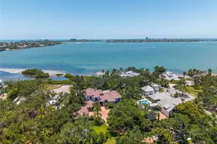 3000 Southwest Dr, Sarasota, FL 34239 - Photo 2