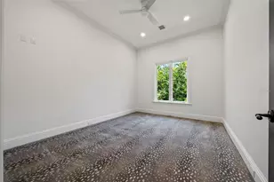 3000 Southwest Dr, Sarasota, FL 34239 - Photo 52