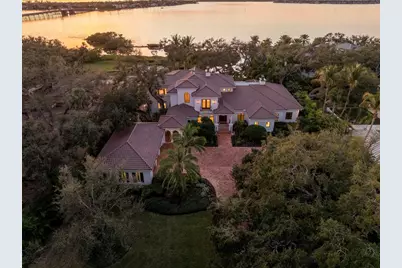 3000 Southwest Drive, Sarasota, FL 34239 - Photo 4