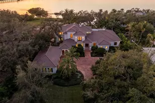 3000 Southwest Dr, Sarasota, FL 34239 - Photo 4