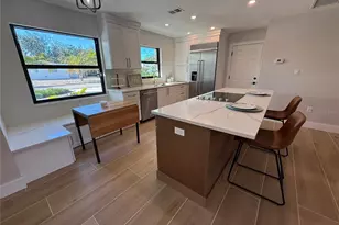 808 25th Ave W, Palmetto, FL 34221 - Photo 6