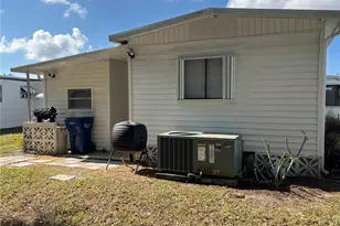 808 53rd Ave E, Bradenton, FL 34203 - Photo 24