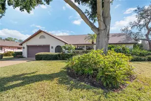 3947 Country View Dr, Sarasota, FL 34233 - Photo 2