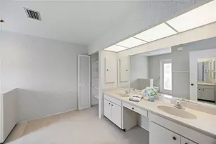 3947 Country View Dr, Sarasota, FL 34233 - Photo 24