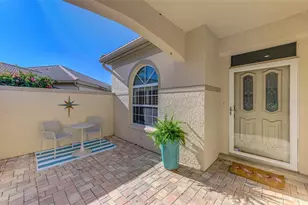 3320 Hadfield Greene, Sarasota, FL 34235 - Photo 10