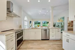 3320 Hadfield Greene, Sarasota, FL 34235 - Photo 20