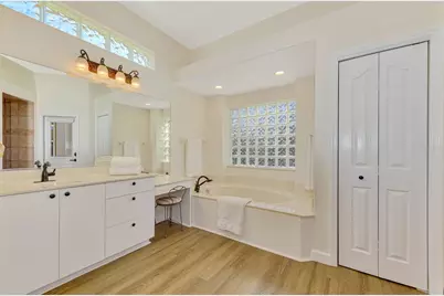 2518 Dick Wilson Drive, Sarasota, FL 34240 - Photo 30