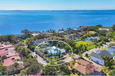 3804 Bayside Circle, Bradenton, FL 34210 - Photo 2