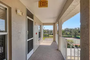 9620 Club S Cir, Sarasota, FL 34238 - Photo 6