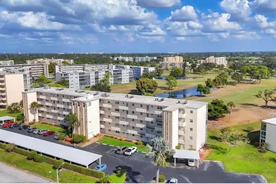 4080 Ironwood Circle W #306C, Bradenton, FL 34209 - Photo 1