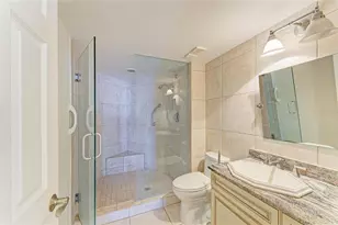 5700 Escondida Blvd S, Saint Petersburg, FL 33715 - Photo 22