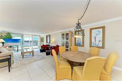 5700 Escondida Boulevard S #201, Saint Petersburg, FL 33715 - Photo 10