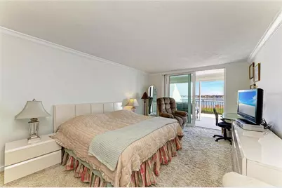 5700 Escondida Boulevard S #201, Saint Petersburg, FL 33715 - Photo 18