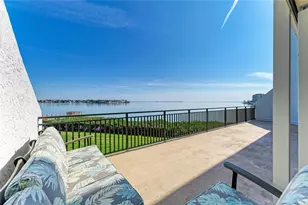 5700 Escondida Blvd S, Saint Petersburg, FL 33715 - Photo 14