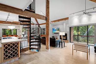 2613 Temple St, Sarasota, FL 34239 - Photo 10