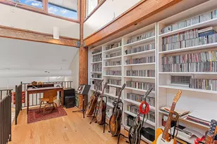 2613 Temple St, Sarasota, FL 34239 - Photo 32