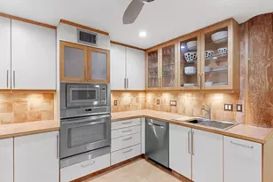 2613 Temple St, Sarasota, FL 34239 - Photo 16