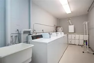 1212 Benjamin Franklin Dr, Sarasota, FL 34236 - Photo 44