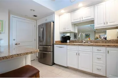 1212 Benjamin Franklin Drive #607, Sarasota, FL 34236 - Photo 14