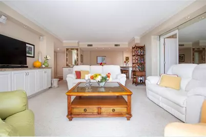 1212 Benjamin Franklin Drive #607, Sarasota, FL 34236 - Photo 18