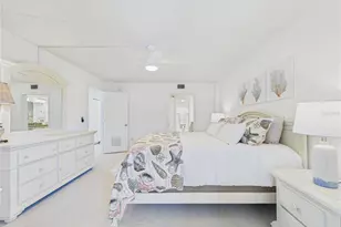 8767 Midnight Pass Rd, Sarasota, FL 34242 - Photo 14