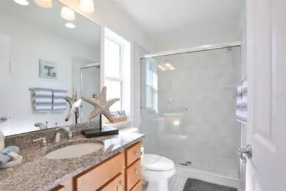 2506 Avenue C Avenue #B, Bradenton Beach, FL 34217 - Photo 30