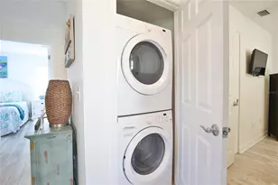 2506 Ave C Ave, Bradenton Beach, FL 34217 - Photo 32