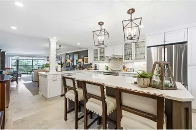 5880 Midnight Pass Road #302, Sarasota, FL 34242 - Photo 8