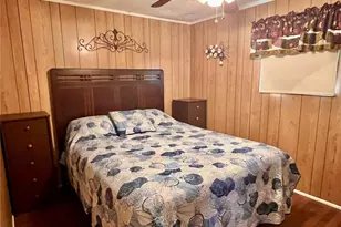 240 Blackburn Blvd, North Port, FL 34287 - Photo 16