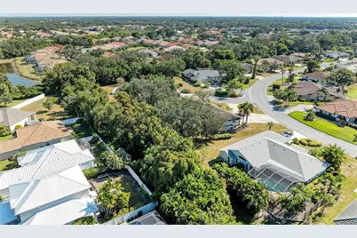 5668 Country Lakes Drive, Sarasota, FL 34243 - Photo 66