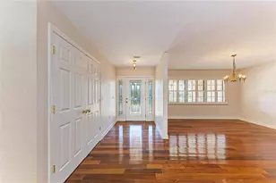 5668 Country Lakes Dr, Sarasota, FL 34243 - Photo 10