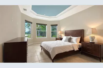 8101 Gabanna Drive, Sarasota, FL 34231 - Photo 22