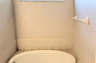 3791 Tinsley Ln, Sarasota, FL 34233 - Photo 22