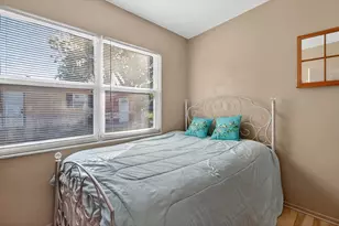 805 29th St E, Bradenton, FL 34208 - Photo 18