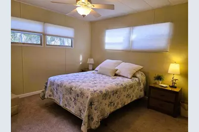 3383 Oakwood Boulevard N, Sarasota, FL 34237 - Photo 28