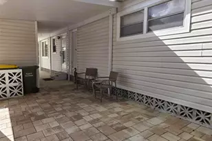 3383 Oakwood Blvd N, Sarasota, FL 34237 - Photo 6