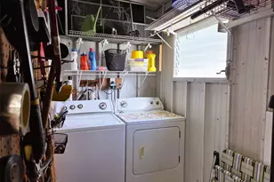 3383 Oakwood Blvd N, Sarasota, FL 34237 - Photo 16