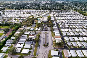 3383 Oakwood Blvd N, Sarasota, FL 34237 - Photo 52