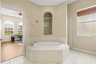 14757 2nd Ave Cir NE, Bradenton, FL 34212 - Photo 34