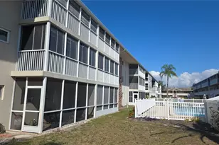 3755 S School Ave, Sarasota, FL 34239 - Photo 2