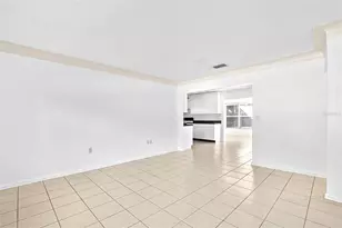 2412 Grove St, Sarasota, FL 34239 - Photo 6