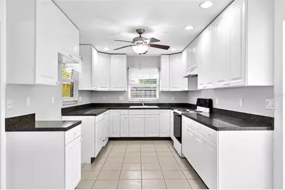 2412 Grove Street, Sarasota, FL 34239 - Photo 10