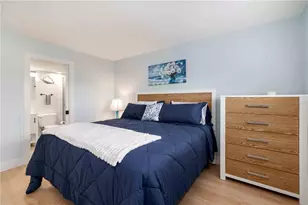 4860 Gulf of Mexico Dr, Longboat Key, FL 34228 - Photo 16