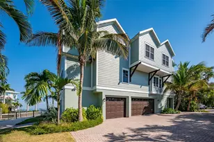 526 56th St, Holmes Beach, FL 34217 - Photo 12