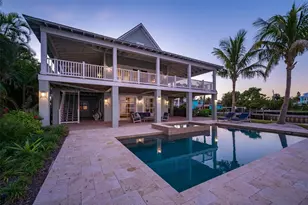 526 56th St, Holmes Beach, FL 34217 - Photo 86