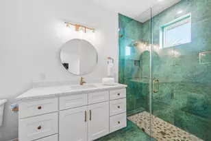 403 20th Pl N, Bradenton Beach, FL 34217 - Photo 32