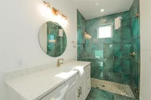 403 20th Pl N, Bradenton Beach, FL 34217 - Photo 44