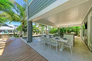 403 20th Pl N, Bradenton Beach, FL 34217 - Photo 68