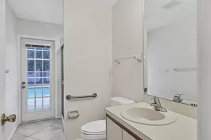 4816 79th Avenue Plaza E, Sarasota, FL 34243 - Photo 16